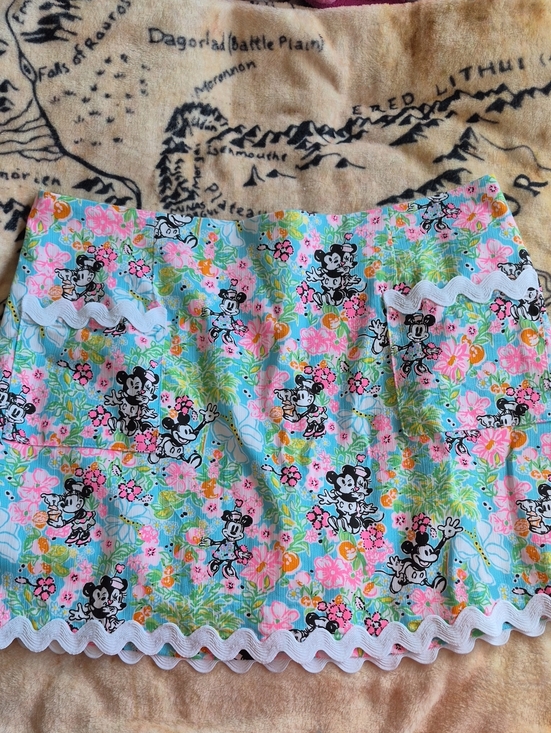 Lilly Pulitzer Pants - NWT Lilly Pulitzer Disney Size 8 Gardner Skort Lilly Hearts Disney